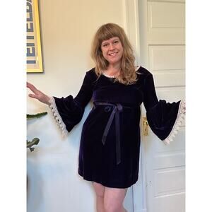 1960s 60s vintage purple velvet mini dress angel sleeves Juliette babydoll M